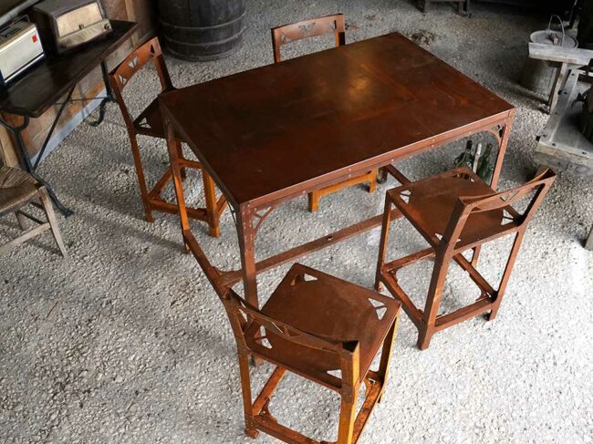 Agence-design-mobilier-industriel